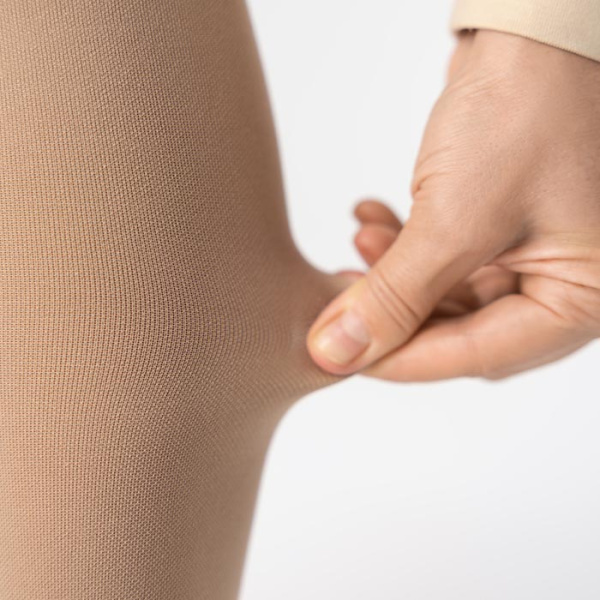 Компрессионные гольфы от отеков и варикоза 2 класс бжевые ТК.311 VivaLife ТК.311.21  VivaLife